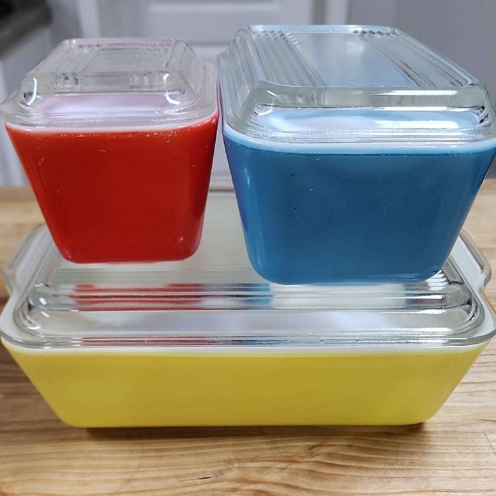 Vintage Pyrex Primary Kitchen  Glass Storage Container Set